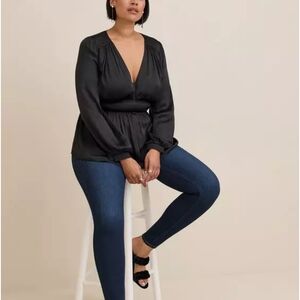 Torrid 1x Peplum Satin Smocked Waist Top